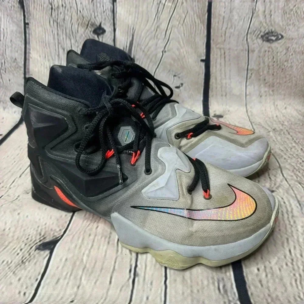 Nike Lebron On Court Athletic Sneakers Shoes size 10.5